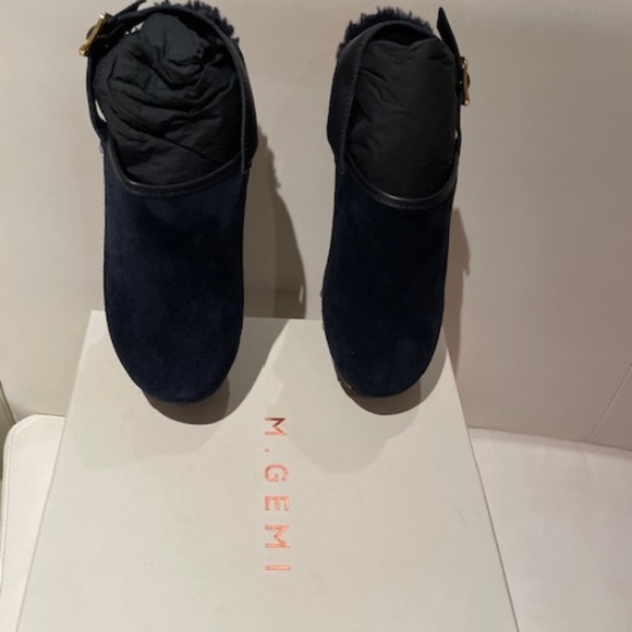 M.Gemi Greta Backstrap with Shearling Clog  -   Size 6 - Picture 10 of 10